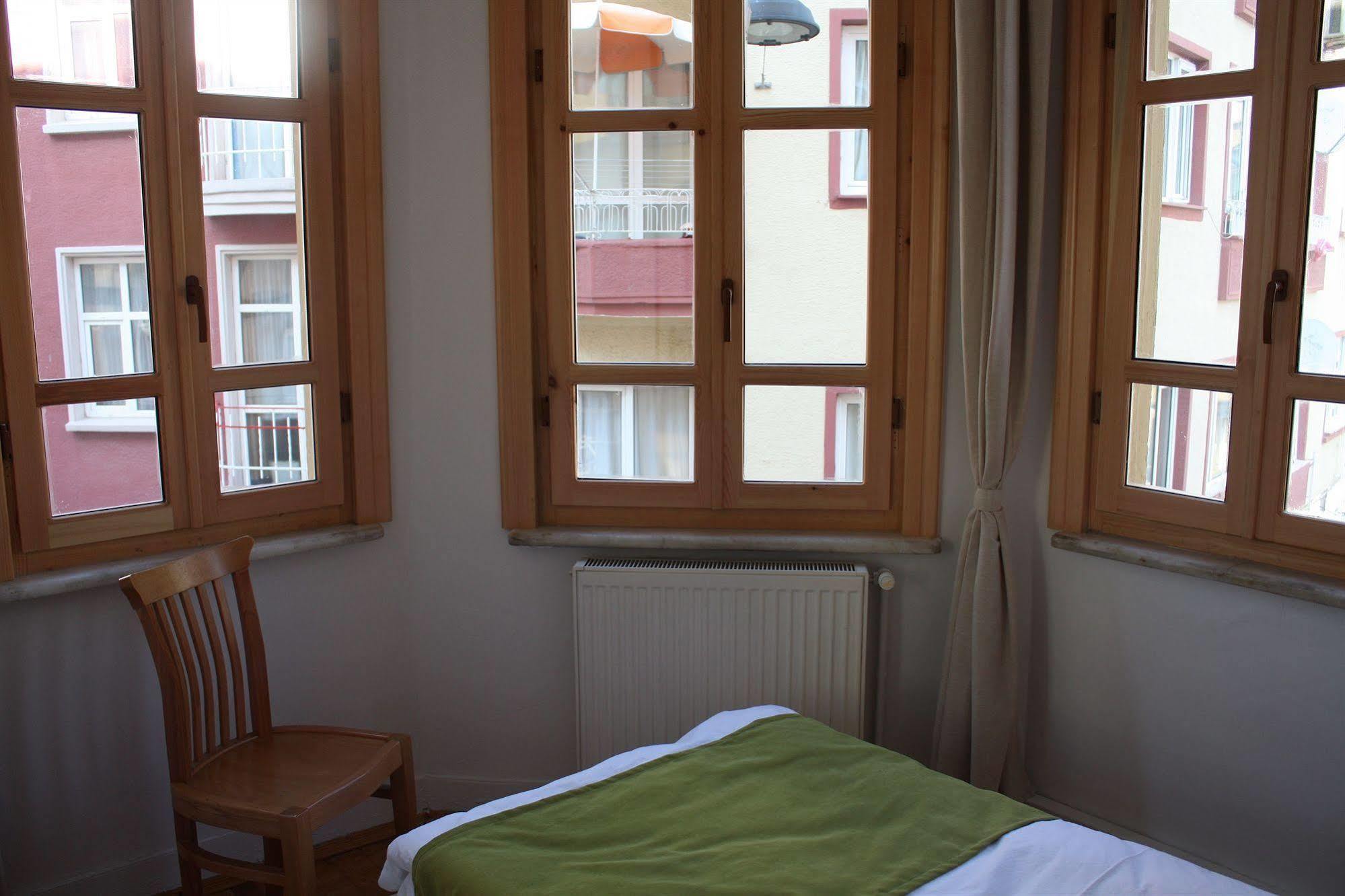Pi Art Butik Otel Istanbul Exteriör bild