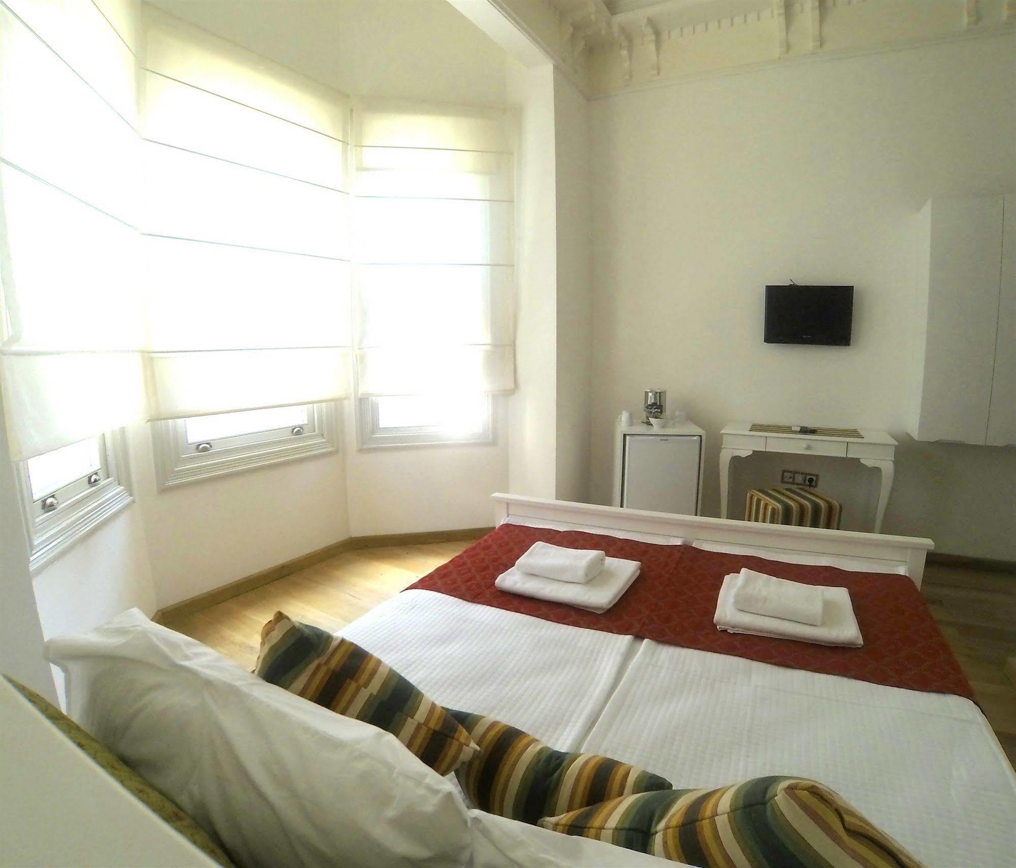 Pi Art Butik Otel Istanbul Exteriör bild